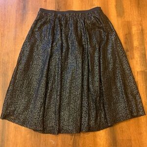 New York & Company Skirt Medium Black Lined Metallic Lace Overlay Full skirt